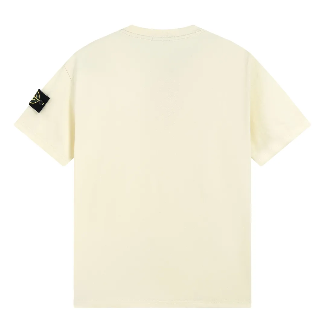 W623#P106💰 [Stone Island’s popular cuffed branded round neck off-shoulder short-sleeved T-shirt] Super versatile! A short-sleeved upper body for major celebrity internet celebrities, made of 260g combed cotton 32-count double yarn. Comfortable and breathable, customized accessories, oversize version. Dropped shoulder sleeves, very loose, same style for men and women, suitable for couples💑 Match as you like. The upper body is super beautiful. Color: Black White Apricot Gray Navy Size: M L XL XXL Ｍ Shoulder Width 47 Bust 52 Length 70 L Shoulder Width 48 Bust 54 Length 72 XL Shoulder width 59 Bust 56 Length 74 XXL Shoulder width 50 Bust 58 Length 76